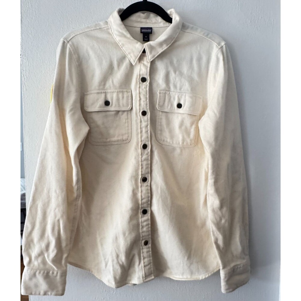 Patagonia Worn Wear Organic Cotton Cream Flannel Shirt Smiley Patch Womens M